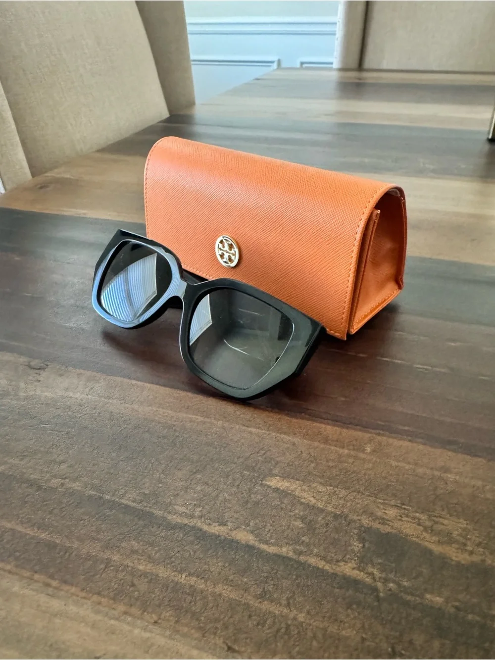 Tory Burch Black Cat-Eye Sunglasses with Gold Logo